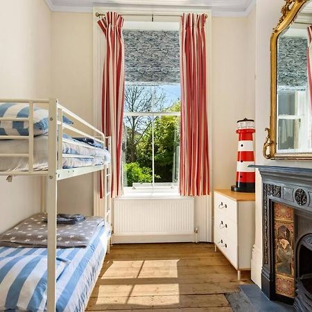 Luxurious Victorian, A Few Minutes From The Beach - Sleeps 2 Adults And Up To 3 Children Lejlighed St Leonards-on-Sea Eksteriør billede